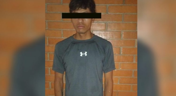 Detienen a 2 por robo a 2 Oxxo en Chilpancingo; uno tiene 15 años