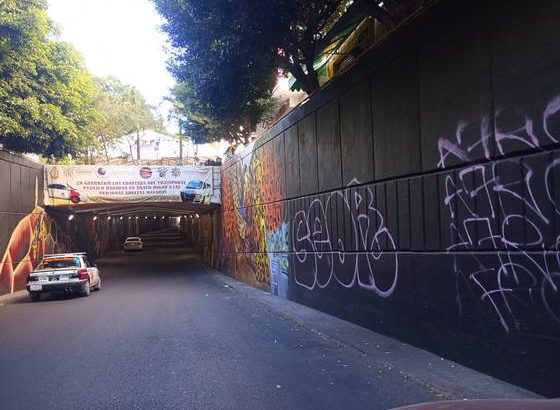 Vandalizan grafiteros la Cueva del Jaguar en Chilpancingo