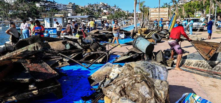Sacan 30 toneladas de desechos, en el Primer Torneo de Pesca de Basura