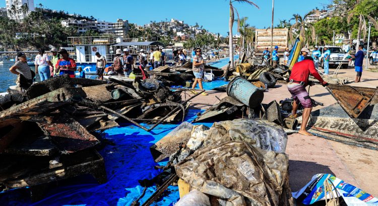 Sacan 30 toneladas de desechos, en el Primer Torneo de Pesca de Basura